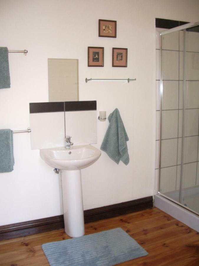 Dee'S Bnb Pretoria Bagian luar foto